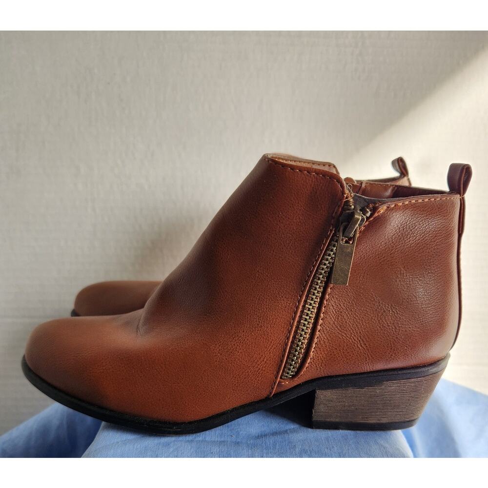 Rouge Brown Booties side zip Size 6 Womens